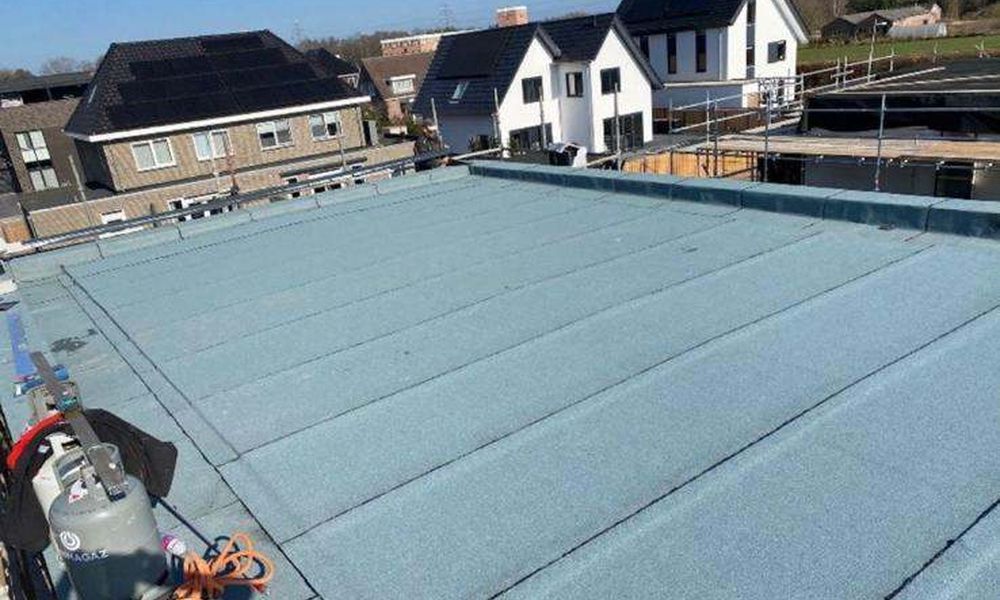 Nieuwe laag bitumen in Cuijk Nieuwe laag bitumen in Cuijk
